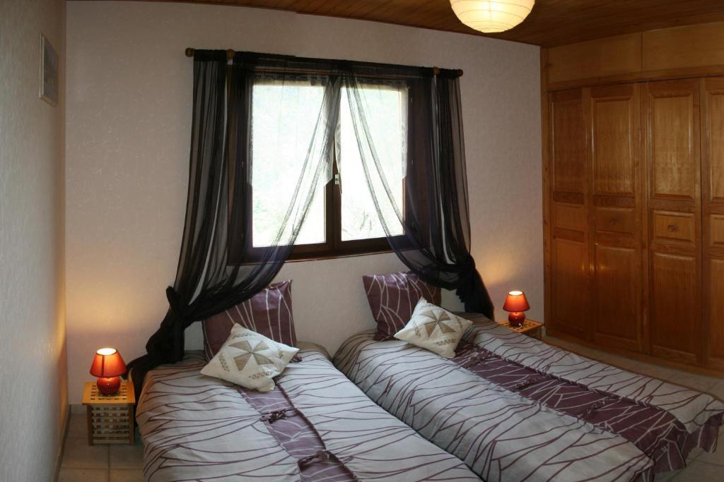 Gite Roya Mercantour Breil-sur-Roya Chambre photo